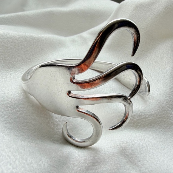 Sterling Silver Plate Sculptural Fork-Form First Love Coachella Cuff Bracelet - Picture 7 of 16